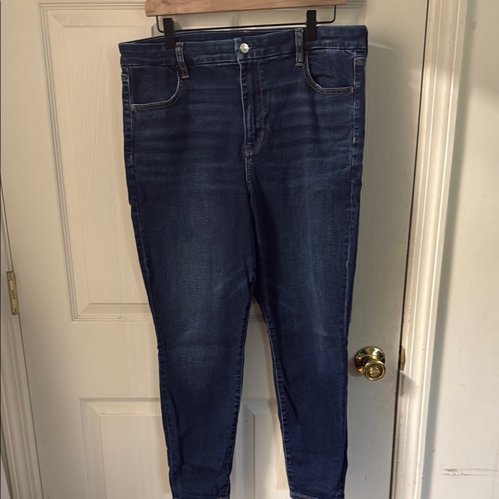 American Eagle Dark Wash Jegging